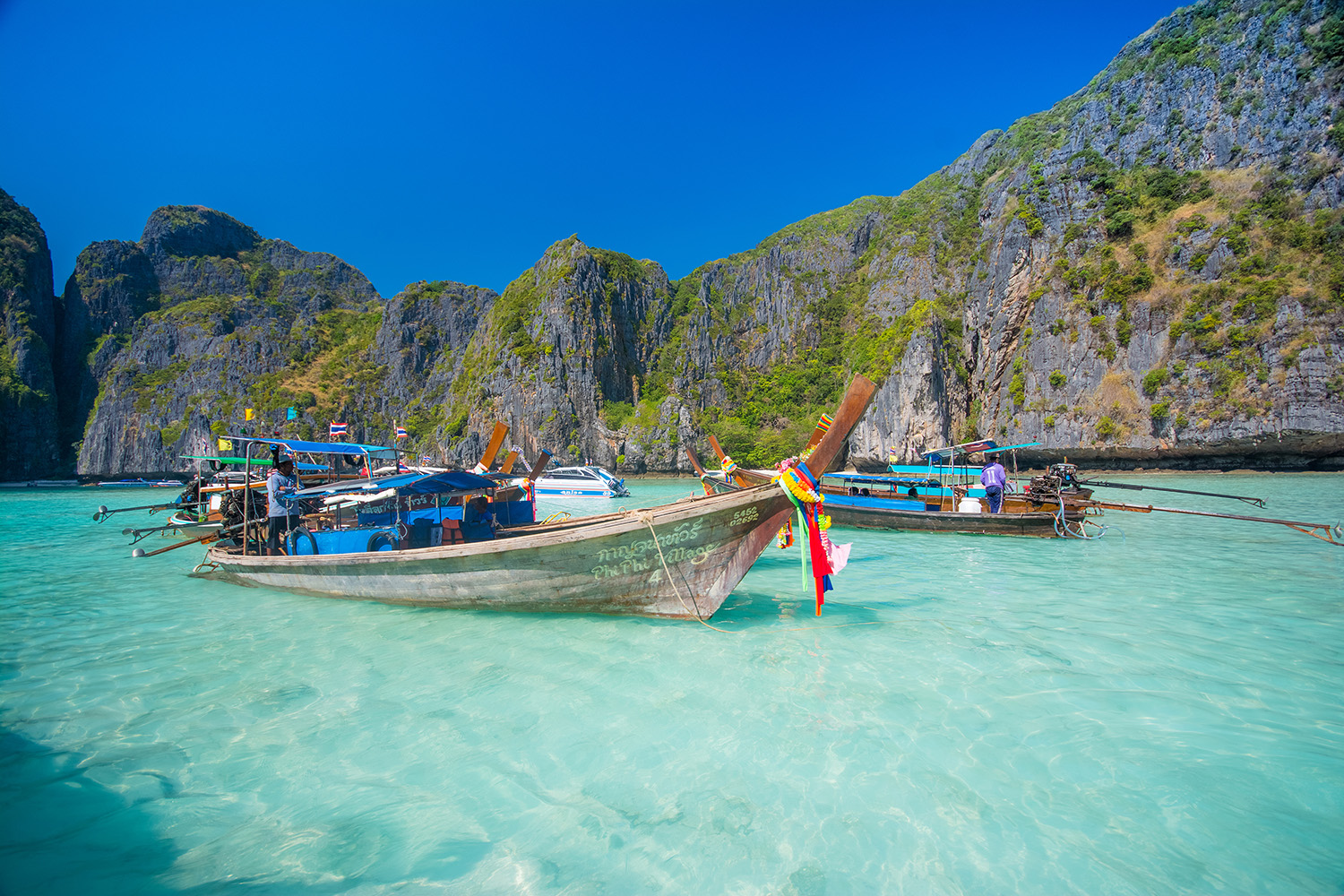 maya-bay-beach-boats-thailand